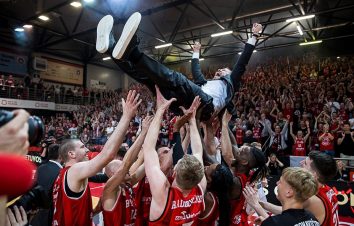 Satchel Сongratulates Rytas on their 2021/2022 Сhampion Title