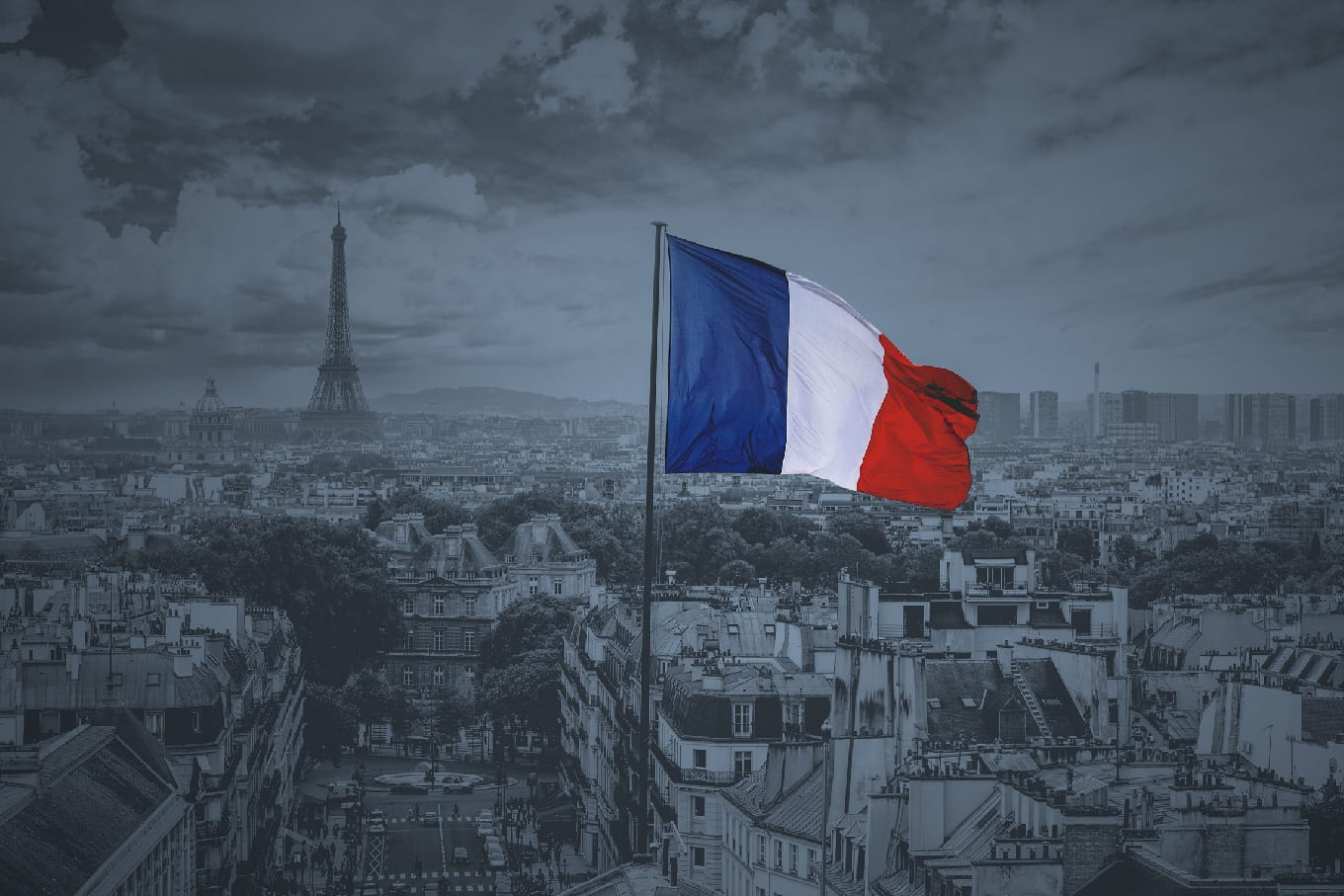 Long stay in Paris: How to open a French bank account ?