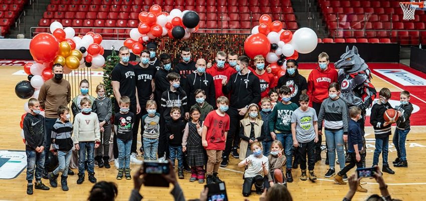 Satchel charity event with BC Rytas and Vilnius City Municipality